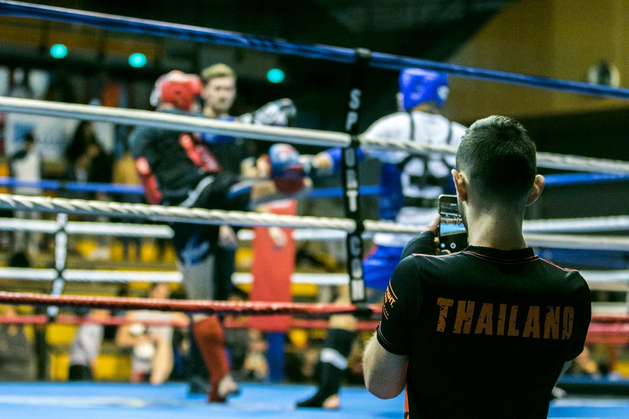 combat de boxe boxe-thailand-combat-evenement-sportif