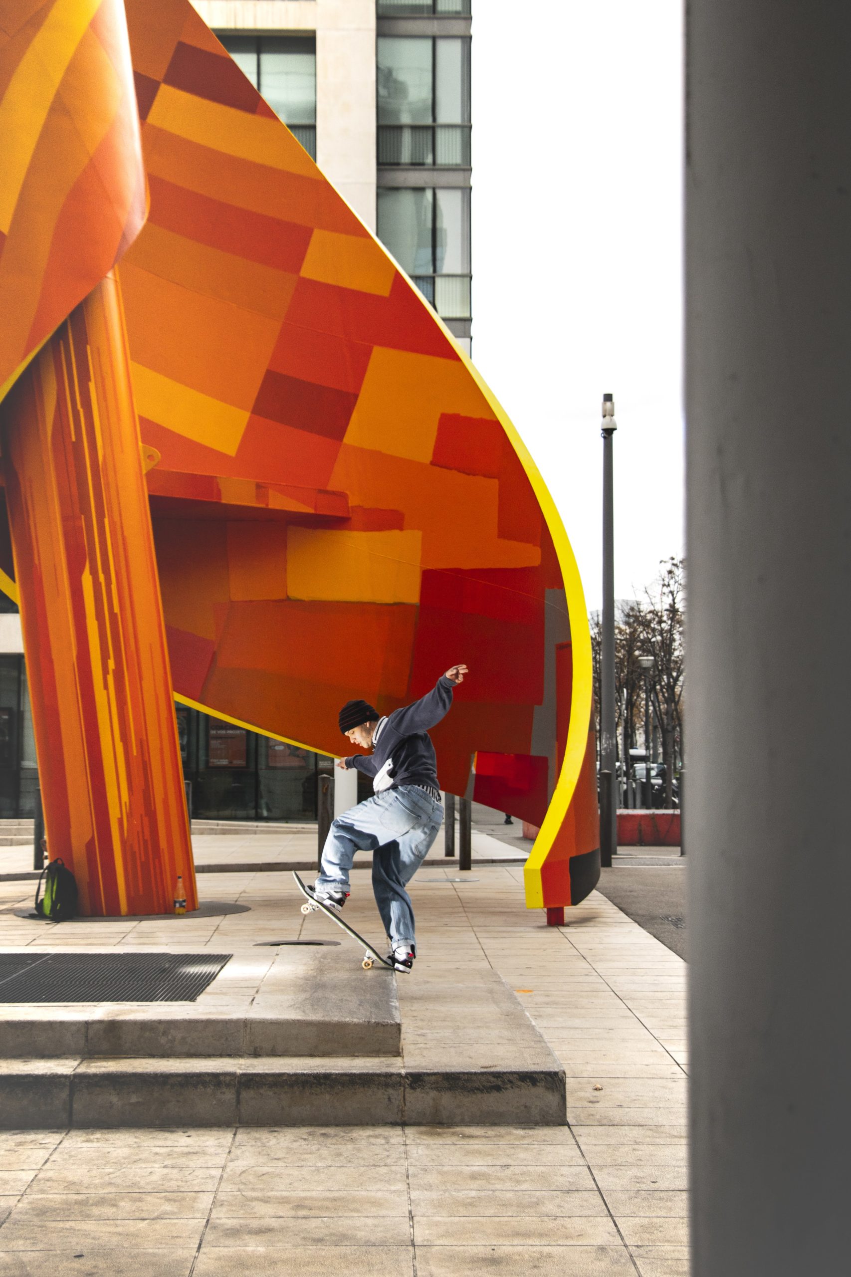 bluntslide à marseille skate-blunt-orange-architecture-sport-extreme